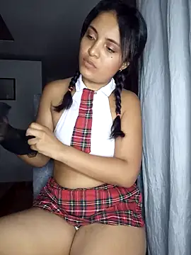 VALERYY ROSE  online show from October 2025 05:31:01 AM