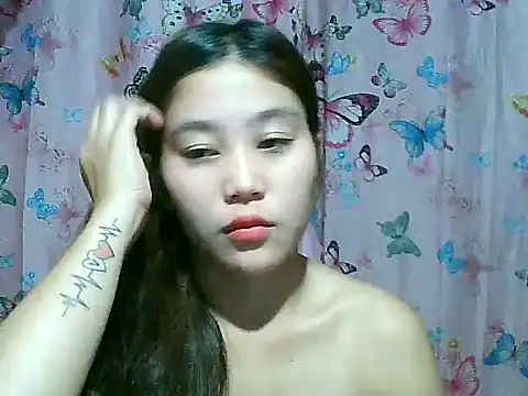 Snapshot of SexyAsianPussy4u chatting on July 2026 11:15:02 PM SexyAsianPussy4u online show from July 2026 11:15:02 PM