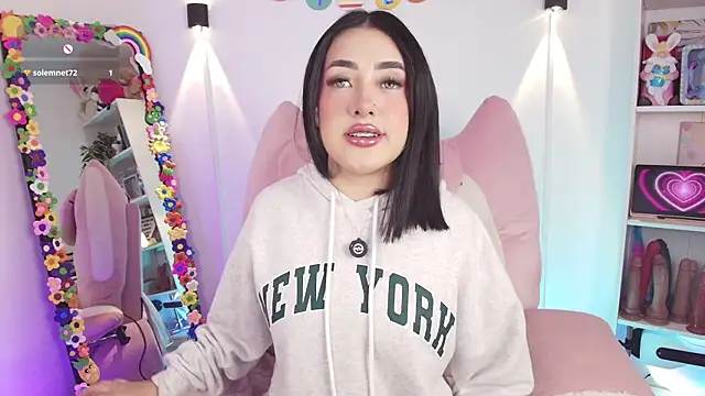 justonecute online show from April 2026 11:50:01 PM