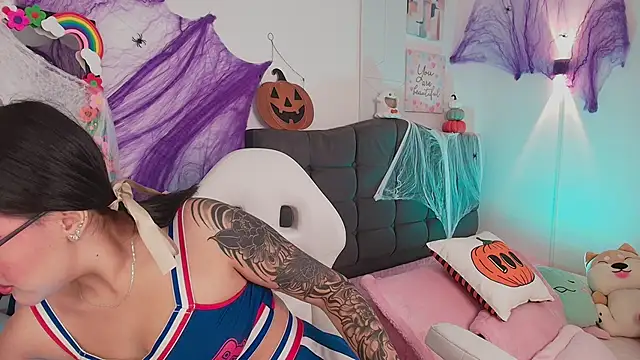 Snapshot of justonecute chatting on October 2025 11:36:01 PM justonecute online show from October 2025 11:36:01 PM