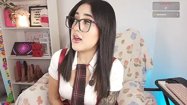 justonecute online show from March 2026 12:00:02 AM