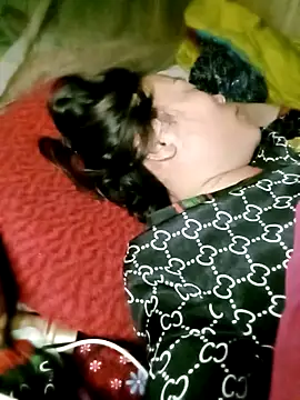 CoMay003 online show from April 2026 04:54:02 PM