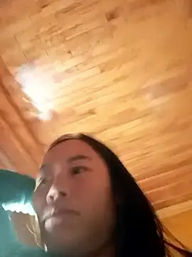 Snapshot of CoMay003 chatting on December 2025 04:14:01 AM CoMay003 online show from December 2025 04:14:01 AM