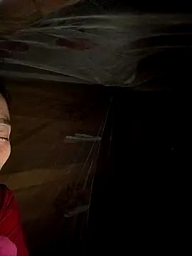 Snapshot of CoMay003 chatting on October 2025 04:41:02 PM CoMay003 online show from October 2025 04:41:02 PM