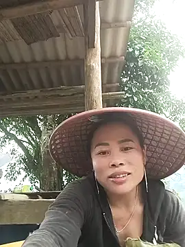 CoMay003 online show from March 2026 05:41:01 AM