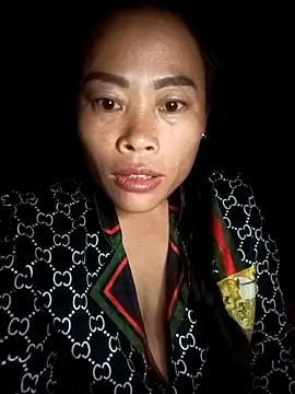 Snapshot of CoMay003 chatting on October 2025 08:38:01 PM CoMay003 online show from October 2025 08:38:01 PM