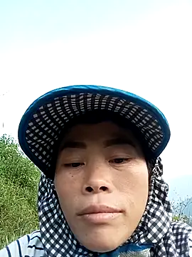 CoMay003 online show from October 2025 09:55:01 AM