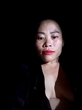 CoMay003 online show from October 2025 01:04:02 PM