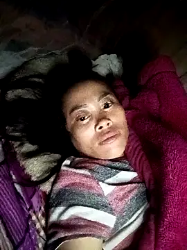 Snapshot of CoMay003 chatting on November 2025 08:13:02 PM CoMay003 online show from November 2025 08:13:02 PM