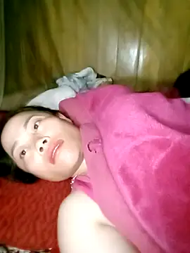 CoMay003 online show from April 2026 06:25:02 PM