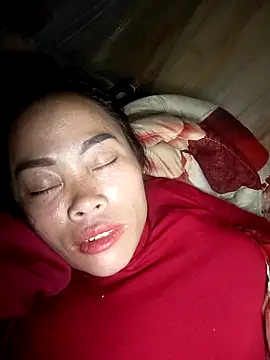 Snapshot of CoMay003 chatting on December 2025 09:34:01 PM CoMay003 online show from December 2025 09:34:01 PM