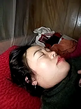 CoMay003 online show from January 2026 06:00:02 PM