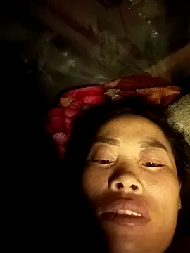 Snapshot of CoMay003 chatting on October 2025 09:47:01 PM CoMay003 online show from October 2025 09:47:01 PM