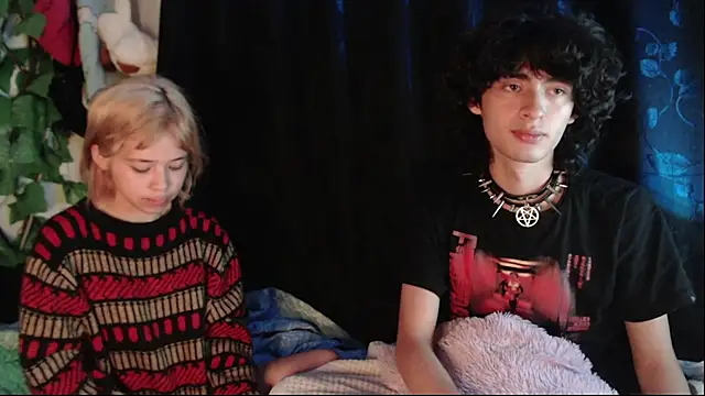 MixiPeach online show from May 2026 08:24:01 AM