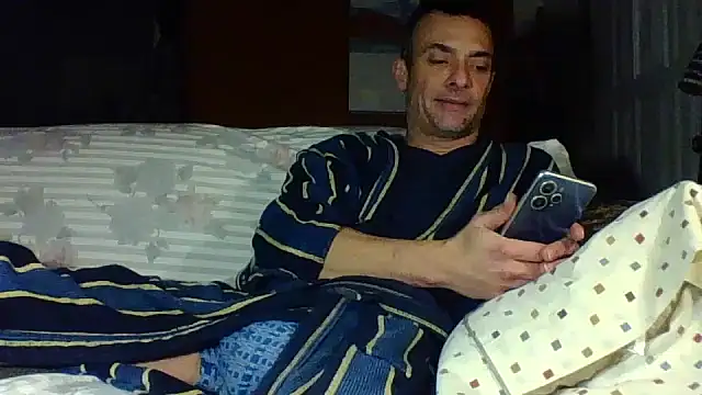 Snapshot of dicinyou80 chatting on January 2026 10:07:01 AM dicinyou80 online show from January 2026 10:07:01 AM