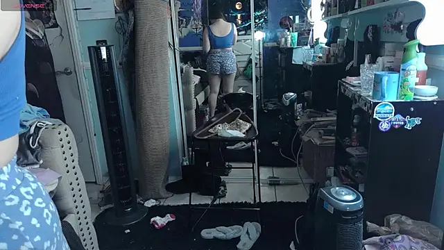 bimbo gurl online show from April 2026 08:04:02 PM