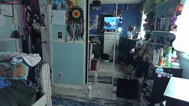 bimbo gurl online show from April 2026 11:00:02 PM