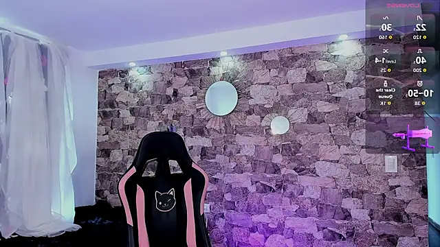 samiacooper25 online show from February 2026 10:21:01 PM