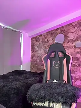 samiacooper25 online show from April 2026 11:50:02 AM