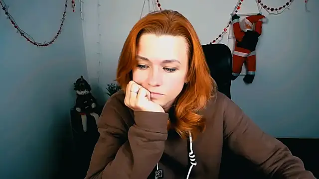 Snapshot of PeppyMia chatting on December 2025 05:02:02 AM PeppyMia online show from December 2025 05:02:02 AM