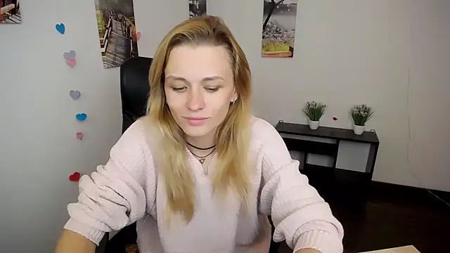 PeppyMia online show from October 2025 06:58:01 AM