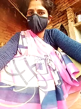 MISS-KAYA online show from November 2025 10:31:01 AM