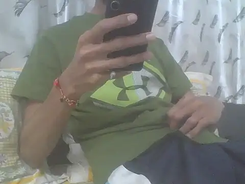 Snapshot of fckboy987 chatting on January 2026 05:09:02 PM fckboy987 online show from January 2026 05:09:02 PM