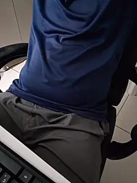 Carloskasado online show from January 2026 06:08:02 AM