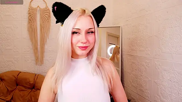 CatEyePro online show from January 2026 02:07:01 AM