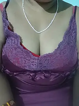 Snapshot of Anjali-bhabhi chatting on July 2026 07:22:01 PM Anjali-bhabhi online show from July 2026 07:22:01 PM
