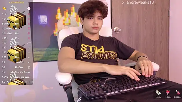 an drew18 online show from May 2026 04:13:02 PM