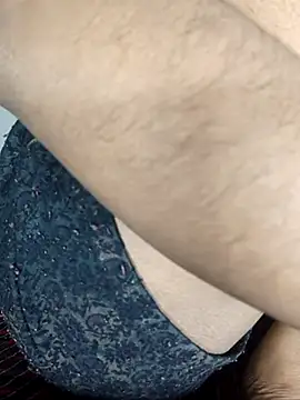 Snapshot of tanisha-2005 chatting on November 2025 04:34:02 PM tanisha-2005 online show from November 2025 04:34:02 PM