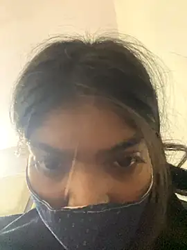 tanisha-2005 online show from September 2025 04:39:02 PM