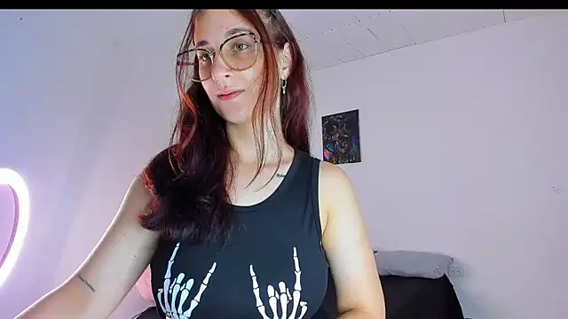 Laura Ivy online show from June 2026 02:40:01 PM