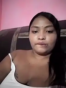 Cristal hott1 online show from February 2026 01:41:02 PM