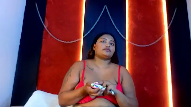 Cristal hott1 online show from March 2026 07:46:01 PM