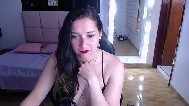 Agatha bellucci  online show from October 2025 02:51:02 PM
