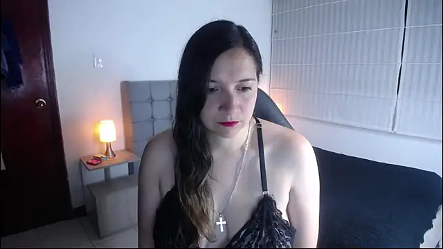 Agatha bellucci  online show from September 2025 12:47:02 PM