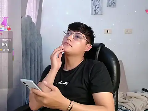 yesitwink  online show from March 2026 07:08:02 PM