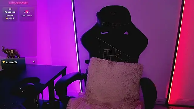 alisonrouge online show from February 2026 08:06:01 PM