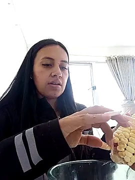 Snapshot of Nika_Hot chatting on October 2025 02:54:02 PM Nika Hot online show from October 2025 02:54:02 PM