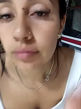 Snapshot of Nika_Hot chatting on September 2025 03:32:02 AM Nika Hot online show from September 2025 03:32:02 AM