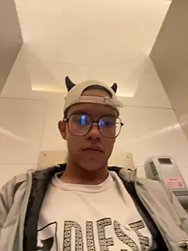 diegoand0911 online show from June 2026 07:22:01 PM