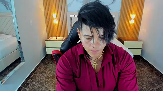KAROLLJONES1 online show from June 2026 06:57:01 PM