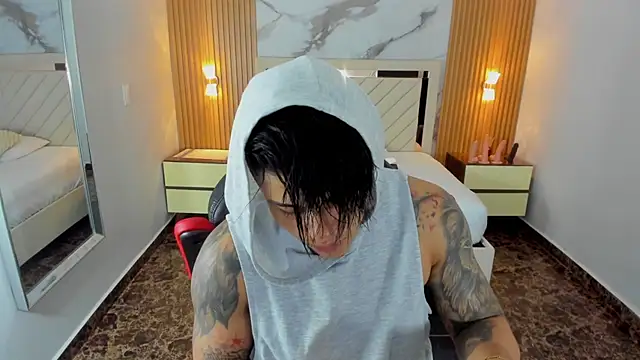 KAROLLJONES1 online show from July 2026 07:47:02 PM