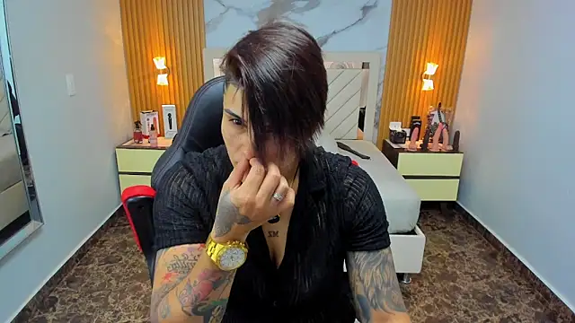 KAROLLJONES1 online show from February 2026 07:35:01 PM