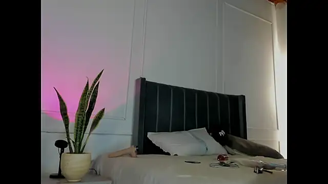 Snapshot of Ice_Princess_ chatting on October 2025 04:58:02 AM Ice Princess online show from October 2025 04:58:02 AM