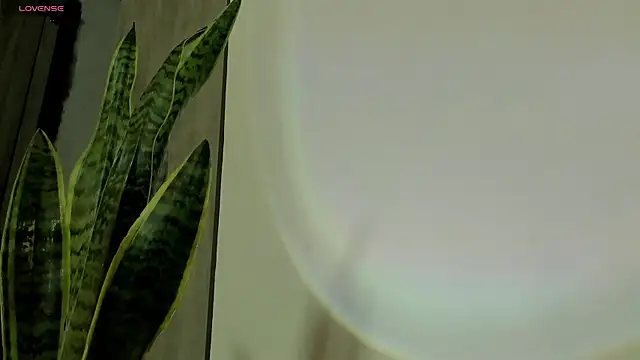 Snapshot of Ice_Princess_ chatting on October 2025 04:25:02 AM Ice Princess online show from October 2025 04:25:02 AM