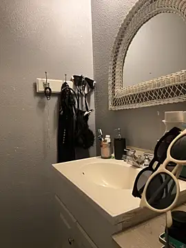 goddessmissmia online show from October 2025 03:02:01 PM