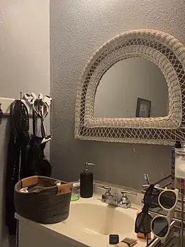 goddessmissmia online show from October 2025 07:40:01 PM